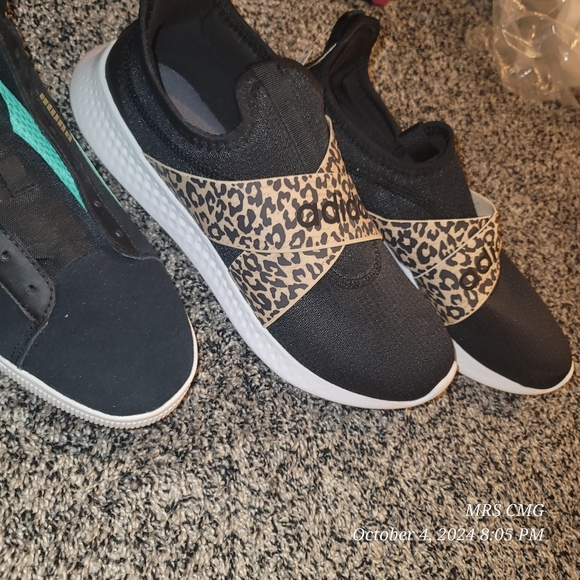 WOMENS BRAND NAME SHOES- SIZE 11- CHOOSE 1 COLOR-$30 OR $80 FOR ALL 4 - Picture 5 of 10